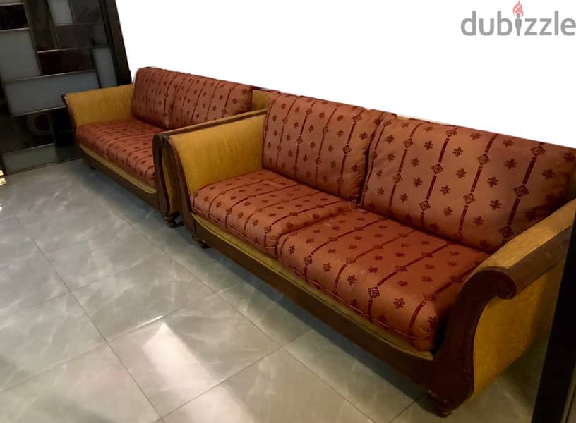 Sofa set for 20 bd only 2