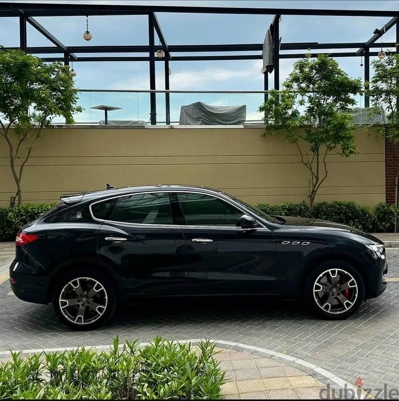 مازيراتي ليفانتي - Maserati Levante 1