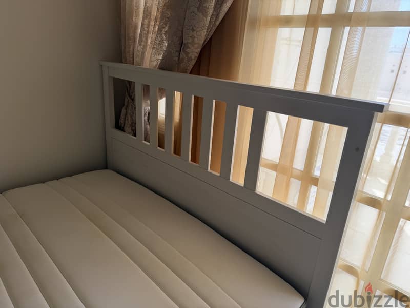 Bed with mattress 75 BHD 4