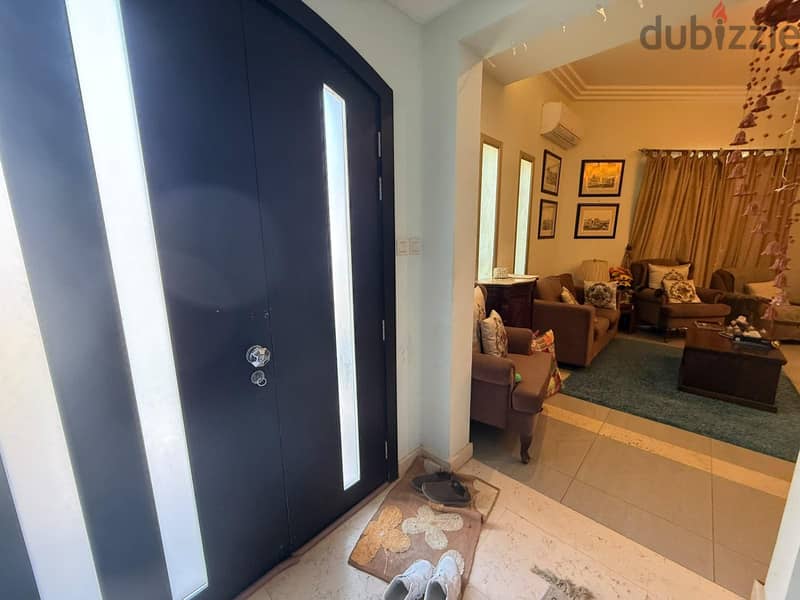 فيلا للايجارفي القدم _اشبيلية تلفون 36364714  rent villa in qadam call 8