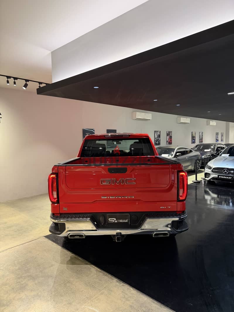 GMC Sierra 2021 8