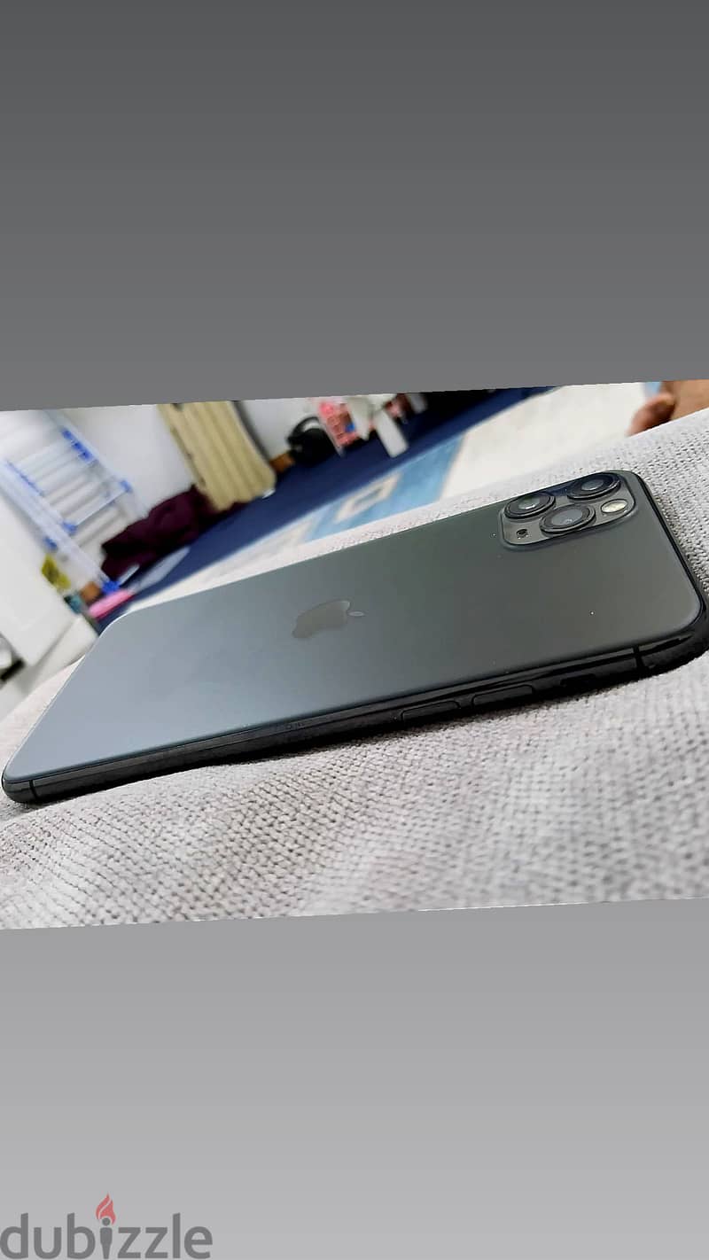 آبل - آيفون 11 برو ماكس 4