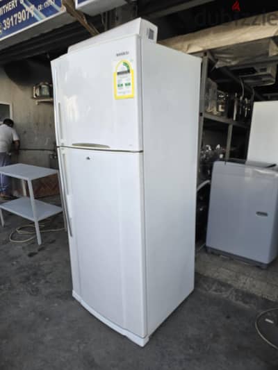 Toshiba 600 liter refrigerator for sale