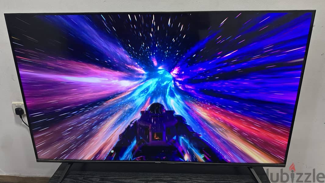 58" inch Hisense smart tv 4k UHD slim frameless ( call 33730001 3