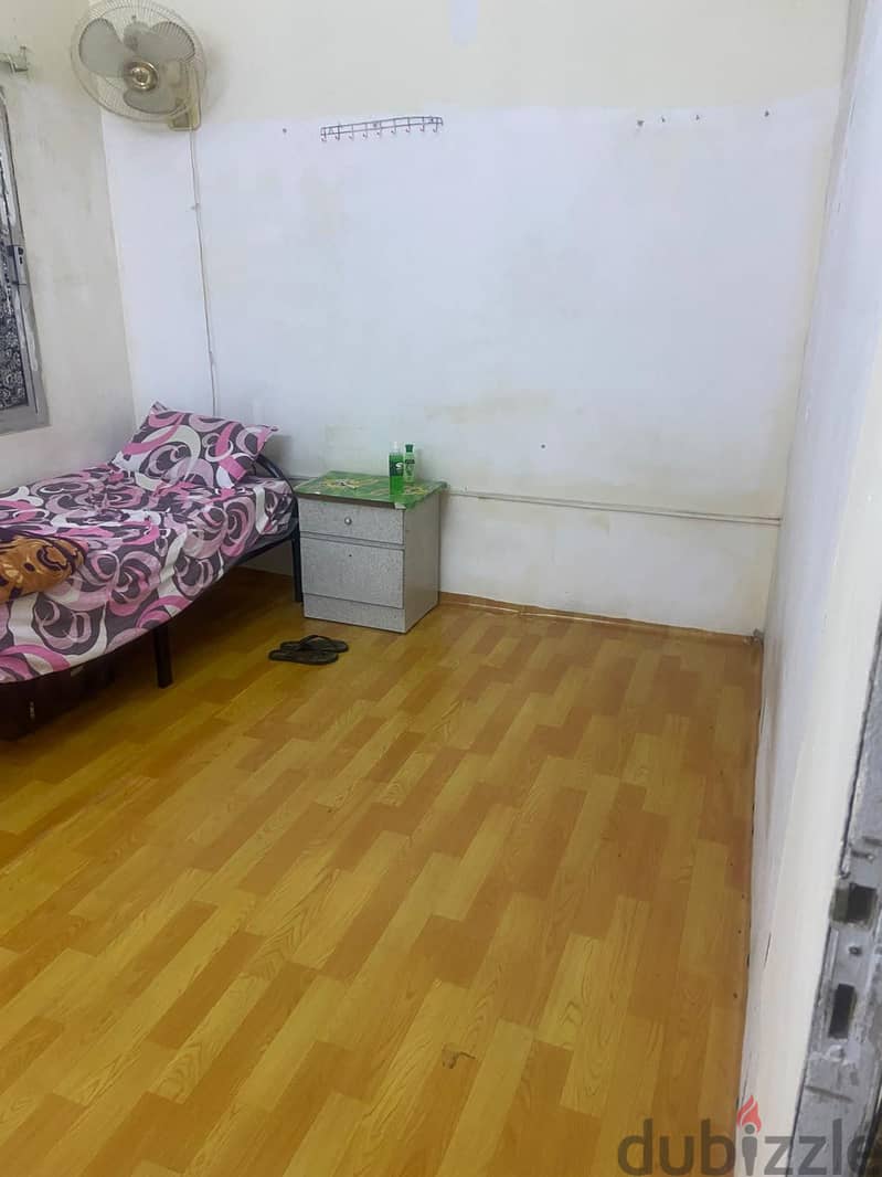 bed space available for Kerala, Tamil or Karnadaka 1