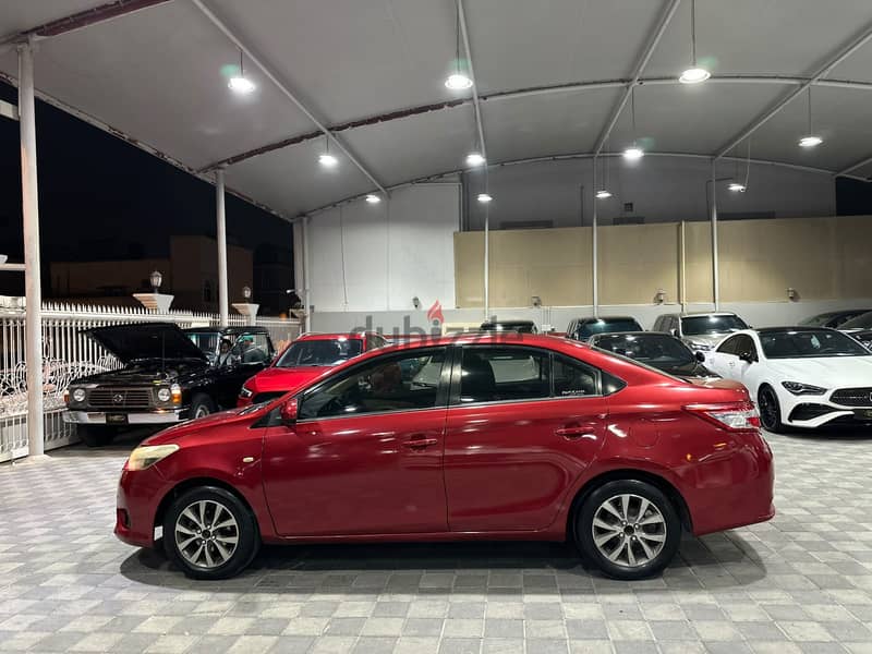 TOYOTA YARIS E 1.3 5