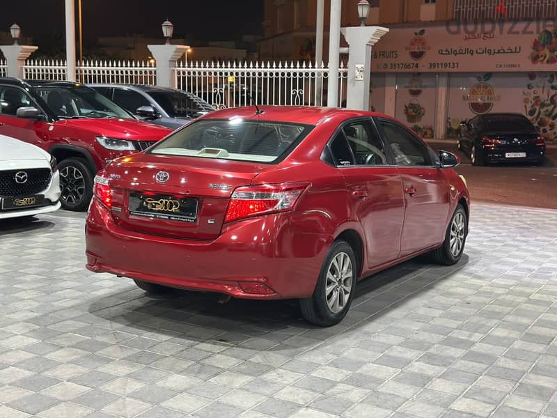 TOYOTA YARIS E 1.3 8