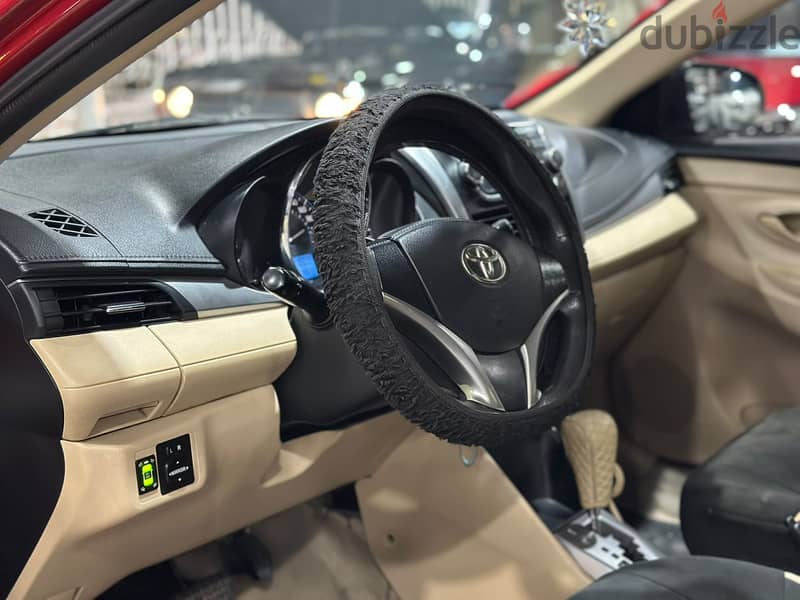 TOYOTA YARIS E 1.3 13