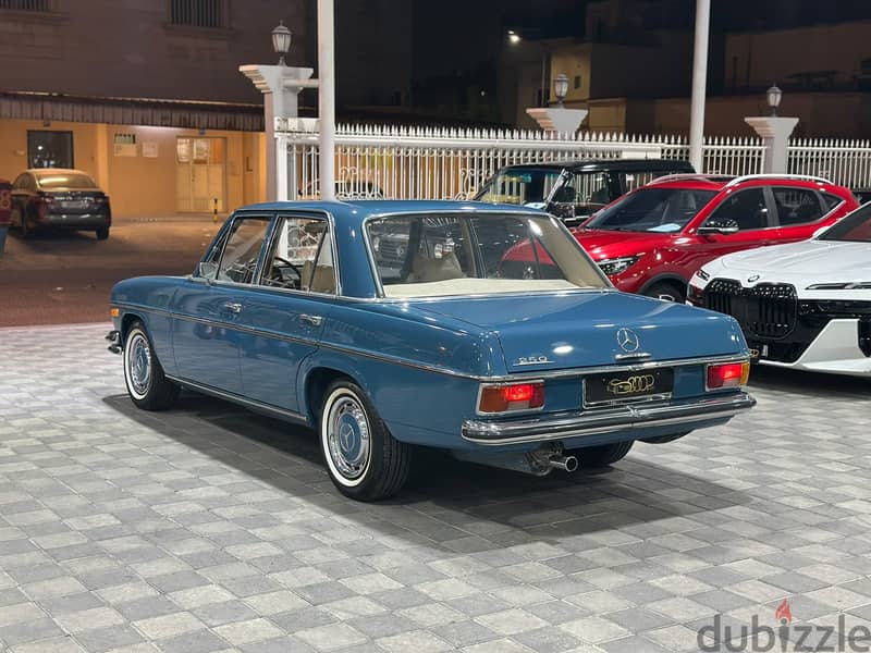 MERCEDES-BENZ E250 CLASSIC 4