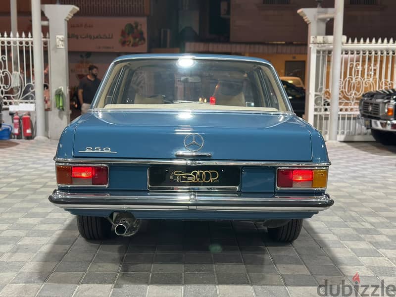 MERCEDES-BENZ E250 CLASSIC 7