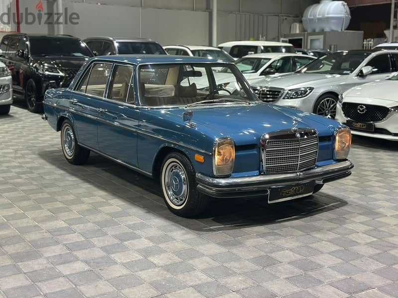 MERCEDES-BENZ E250 CLASSIC 8