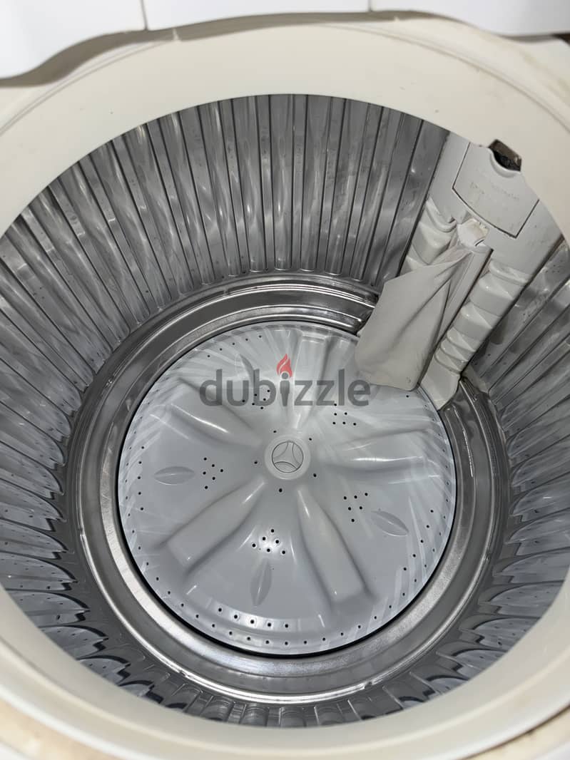 Sharp Washing machine with dryer for sale 1