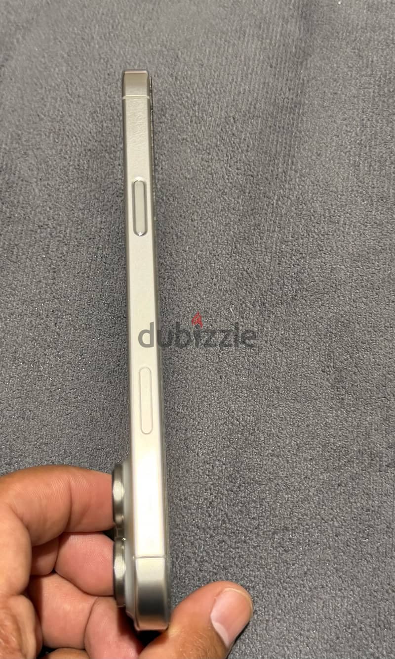Apple - iPhone 16 Pro Max 2
