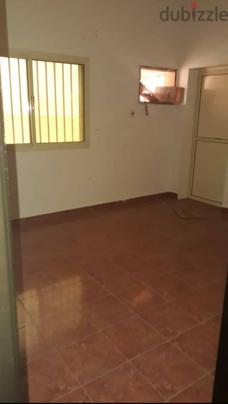 Spacious 3 bedroom flat for sale in Isa Town 3
