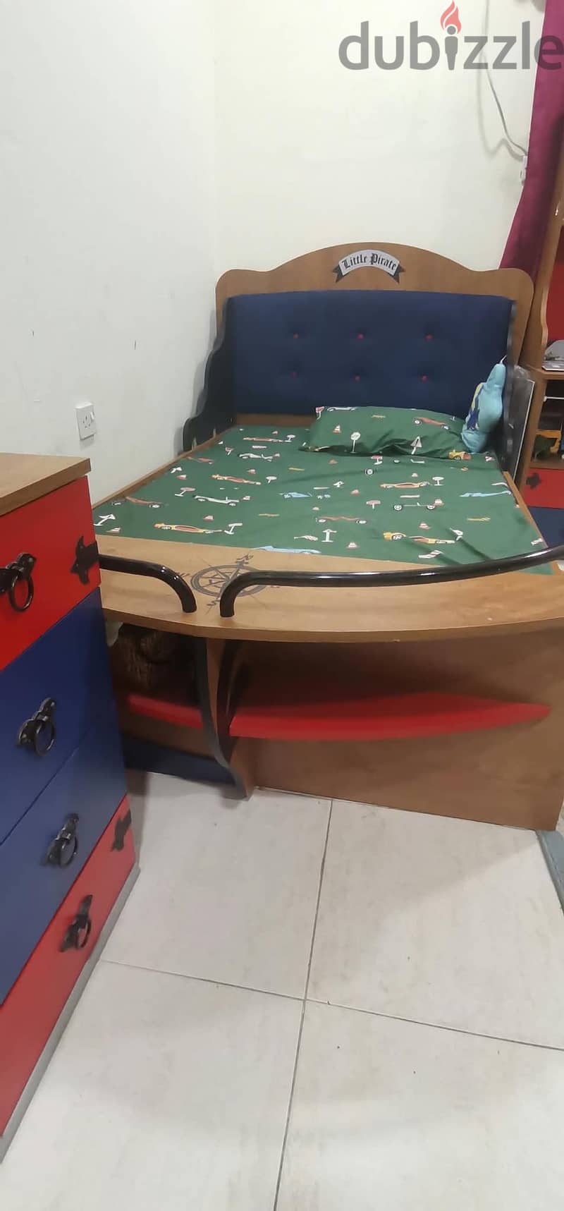 Bed set for kids. 5 items 25 BD only. 2