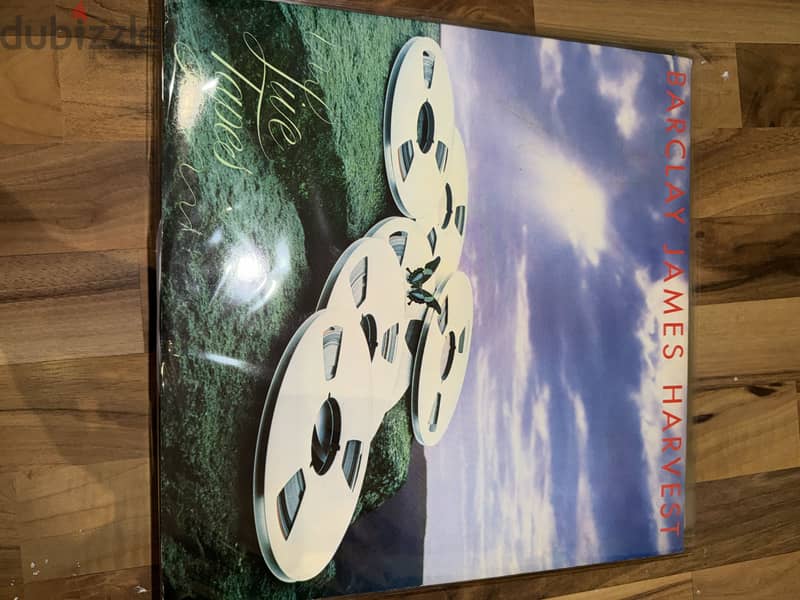 20 vinyls records 8