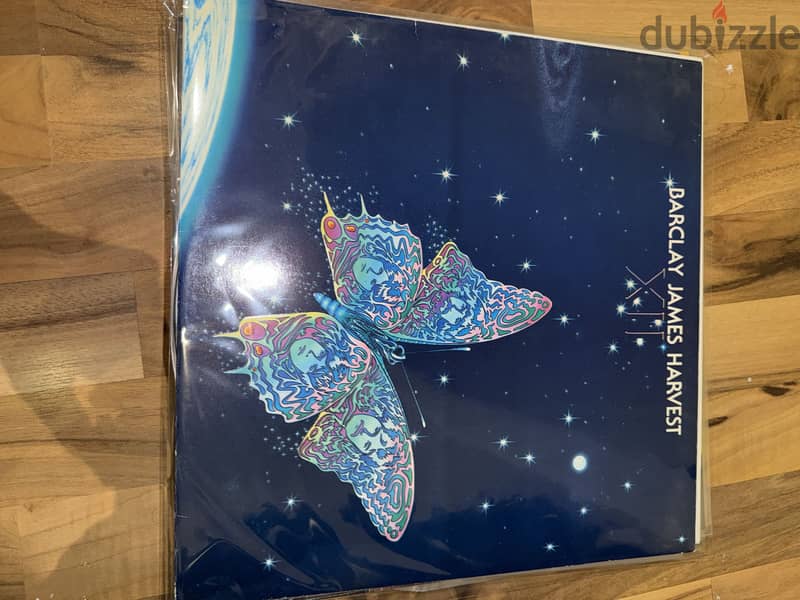 20 vinyls records 12