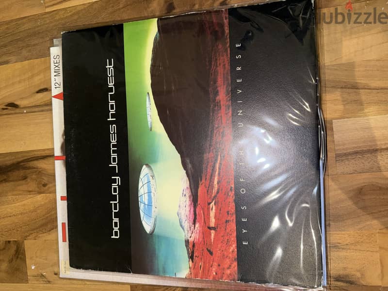 20 vinyls records 15