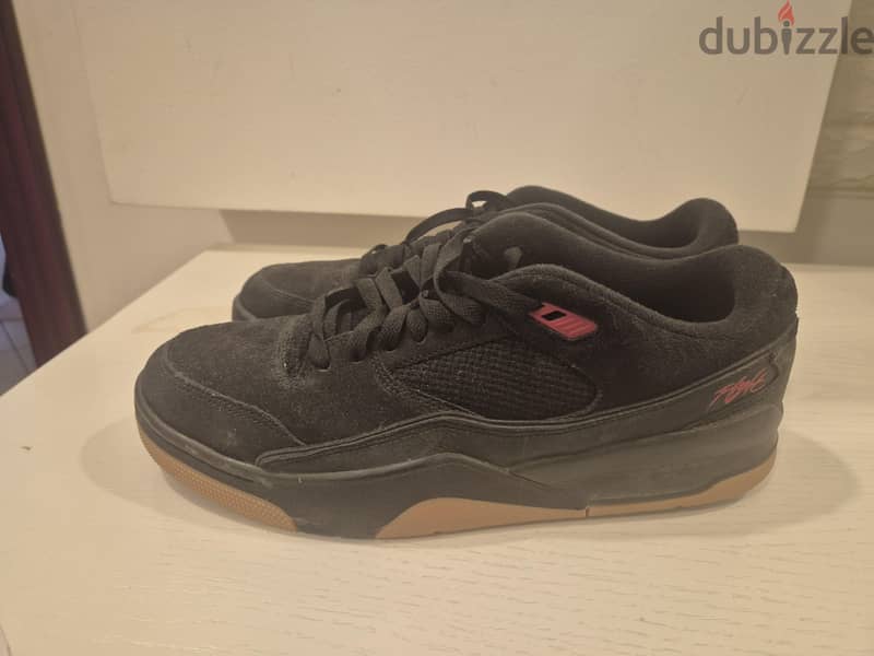 Jordan Flight Court Black Red Gum and Nike Vertebraes - US11 2