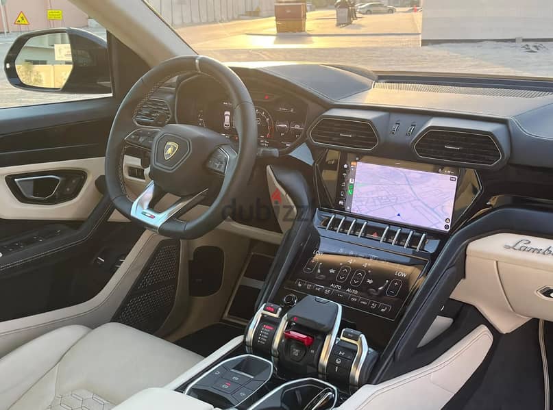 Lamborghini Urus 2022 4.0 L V8 Twin-Turbo 10