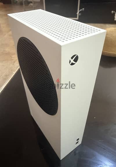  للبيع Xbox Series S نظيف جدًا 