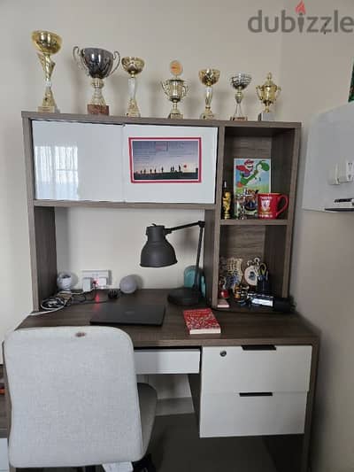 Study table for sale