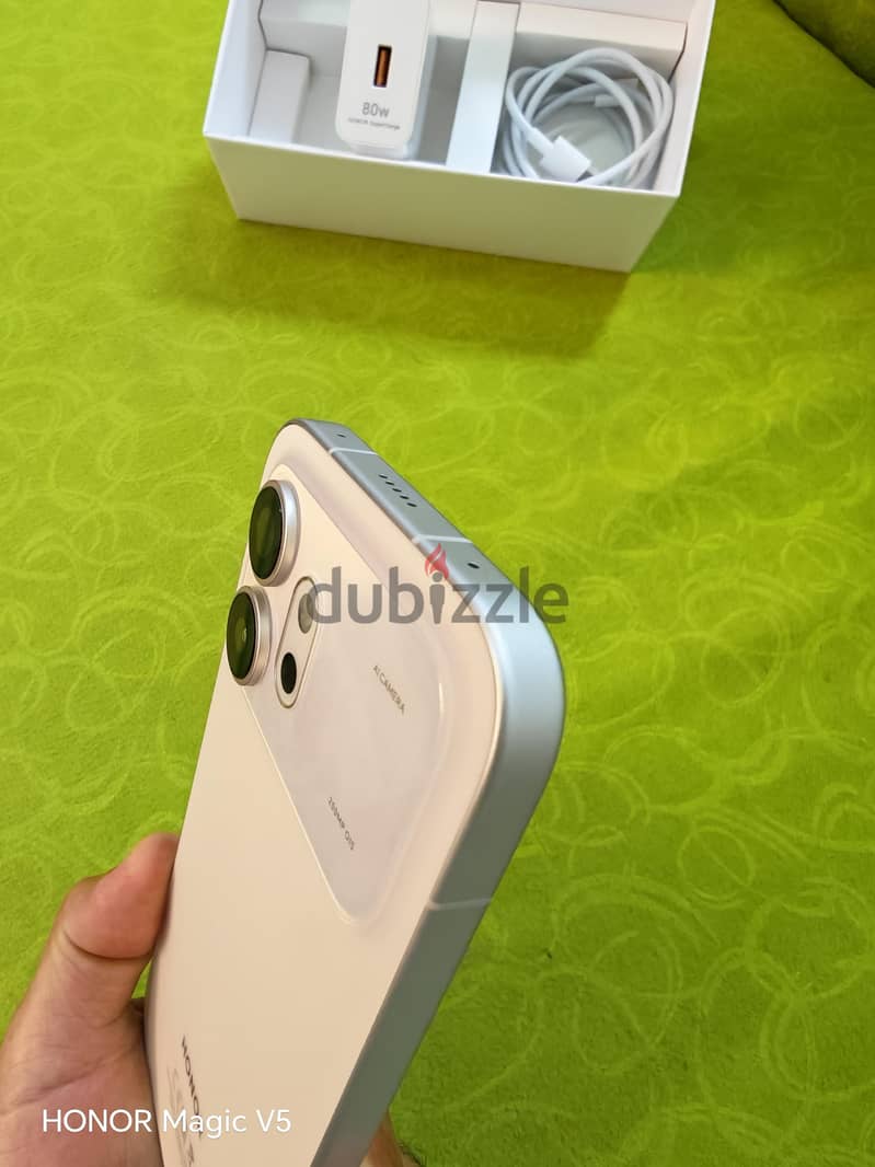Honor 600  (12gb ram)  256GB 4