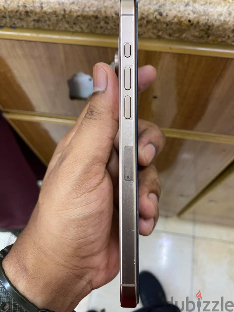 Apple - iPhone 16 Pro Max 3