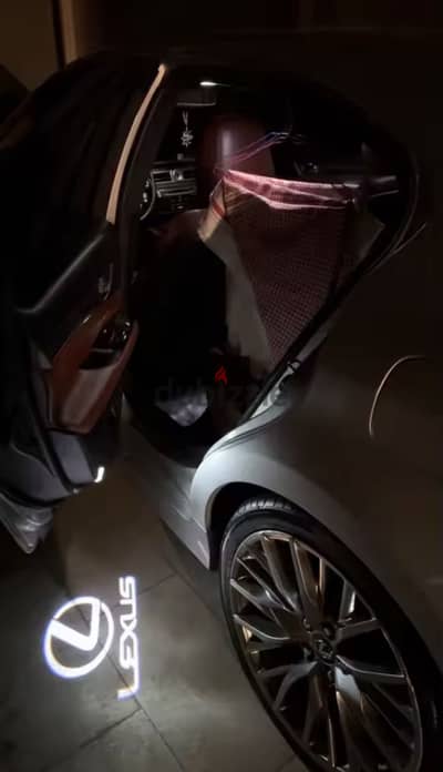 بروجكتر الابواب سيارات لكزس