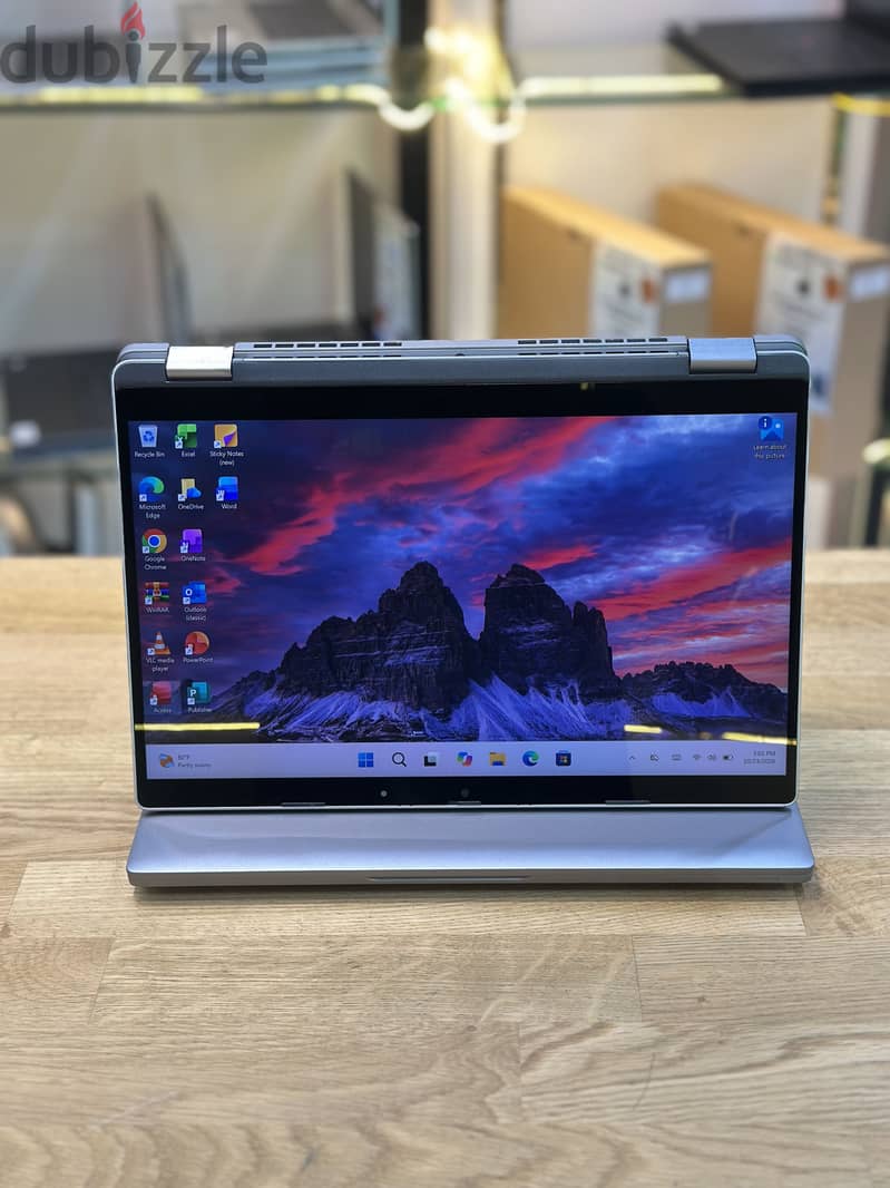 Dell Latitude 5320 2 in 1 Core i7-11th Generation 1