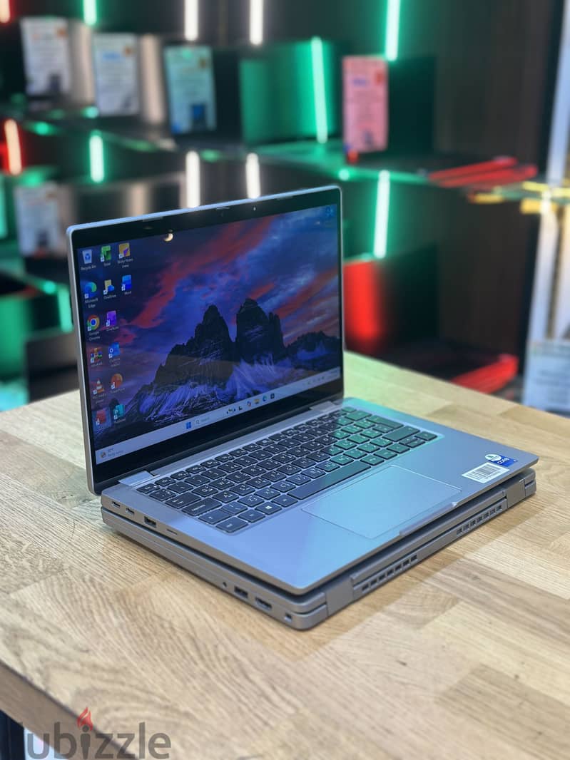 Dell Latitude 5320 2 in 1 Core i7-11th Generation 2