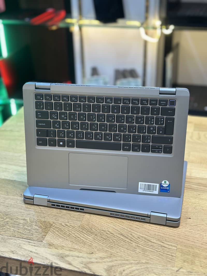 Dell Latitude 5320 2 in 1 Core i7-11th Generation 4