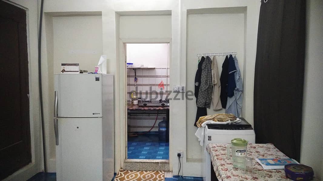 Furnished room for rent 1