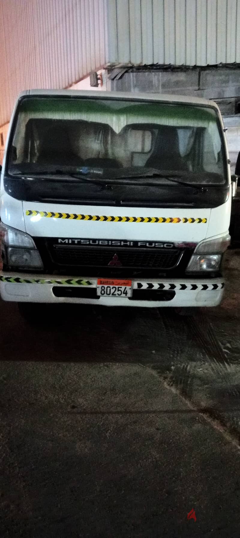 Mitsubishi. Center Six wheel For Sale model  2009 phone  35107449 2