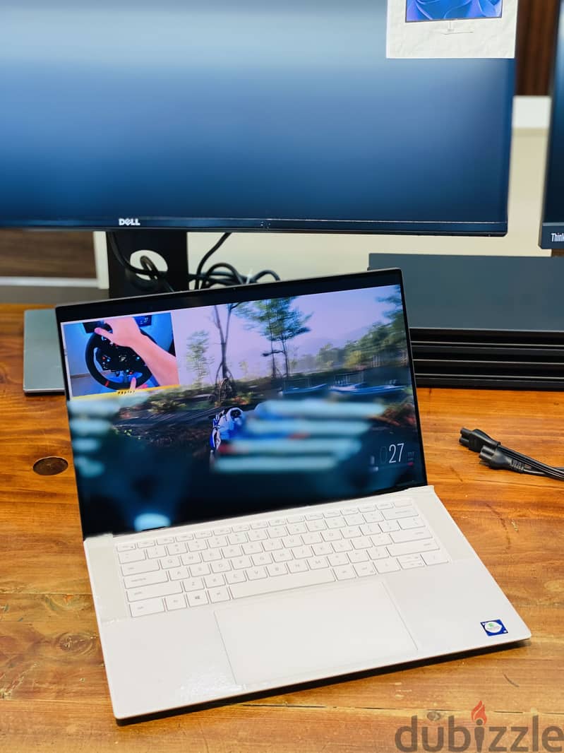 Dell Precision 5560 Core i9-11th Generation  4GB RTX A2000 1