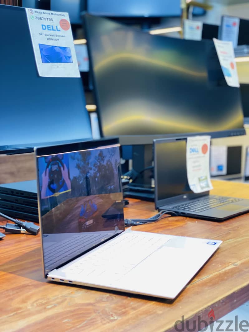 Dell Precision 5560 Core i9-11th Generation  4GB RTX A2000 2