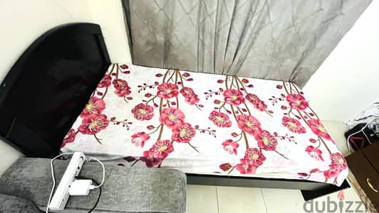 Single bed for sale