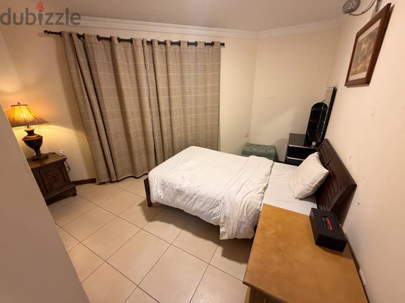 Flat for rent in juffira 9