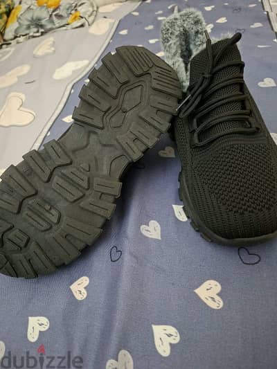 for sale in 7 bd very good nice shoes new