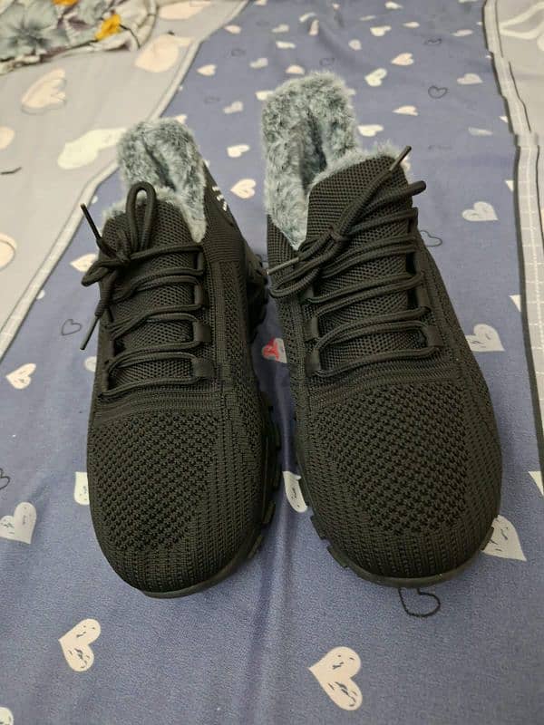 for sale in 7 bd very good nice shoes new 1
