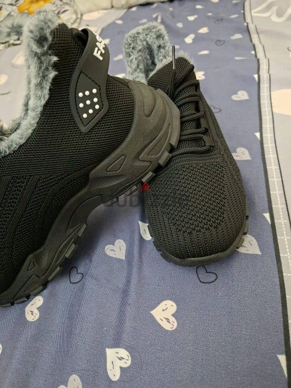 for sale in 7 bd very good nice shoes new 2