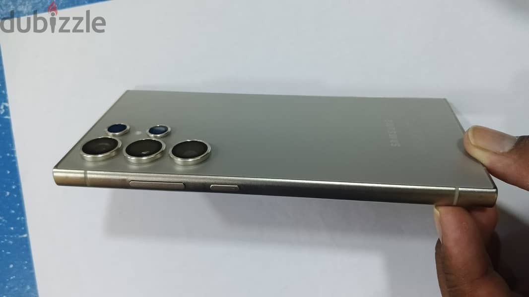 Samsung S24 Ultra Natural Titanium-256GB 1