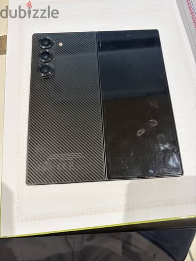 Samsung Z Fold 6