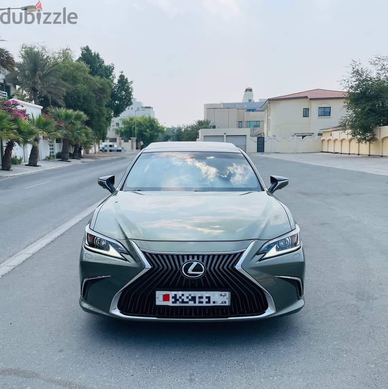 Lexus ES 350 2019 very good condition car 4