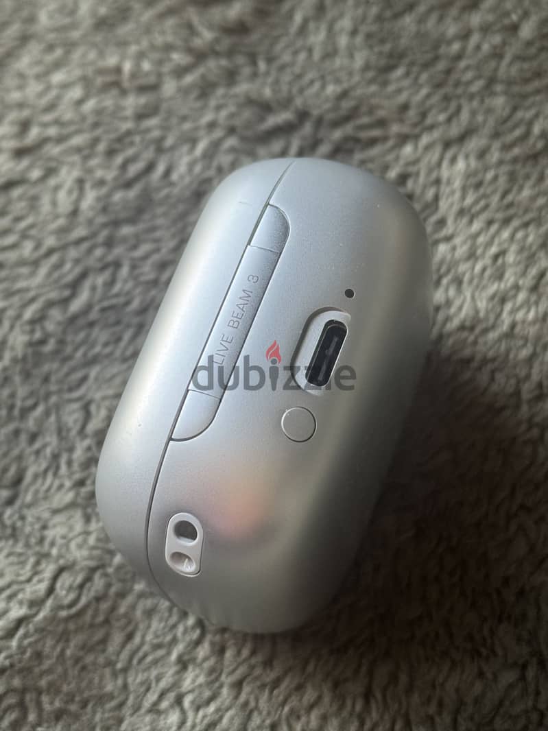 JBL LIVE BEAM 3 EARBUDS 3