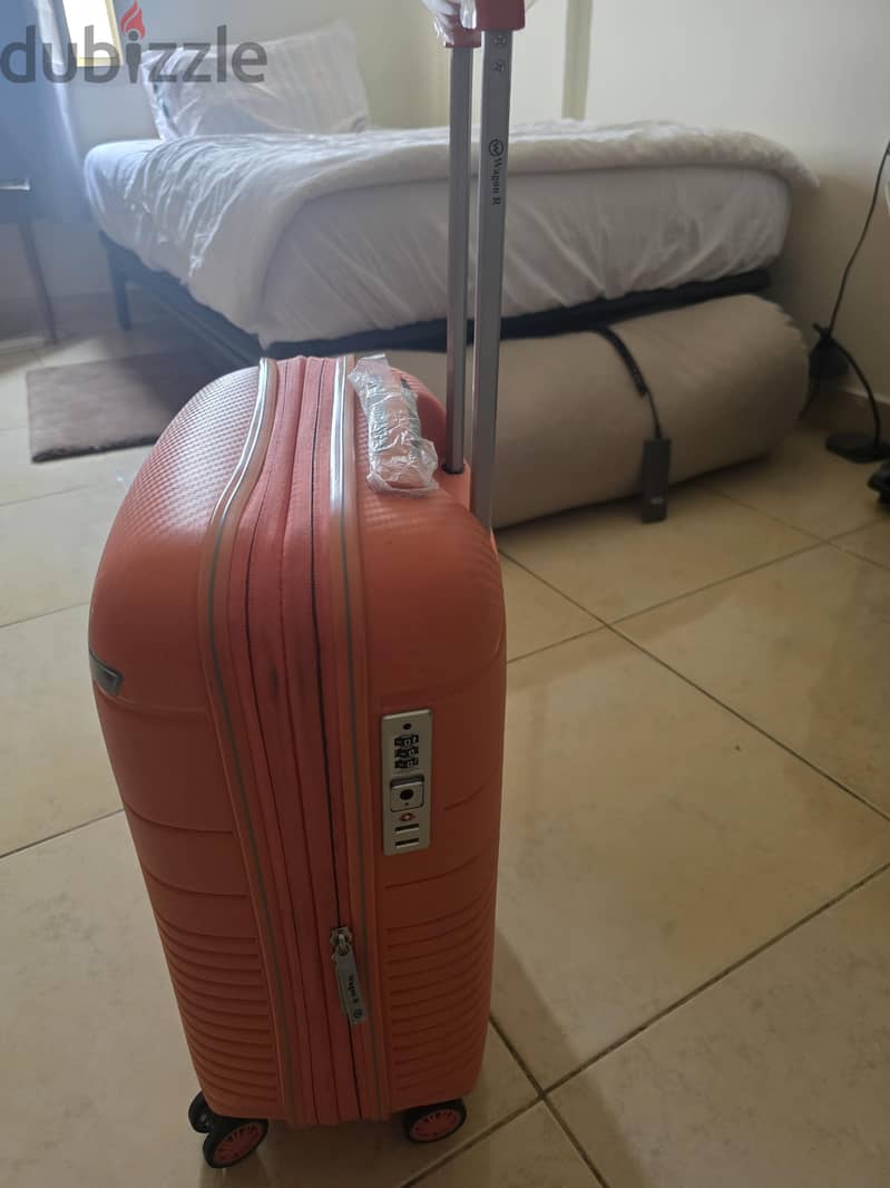 Wagon R Cabin suite case 5