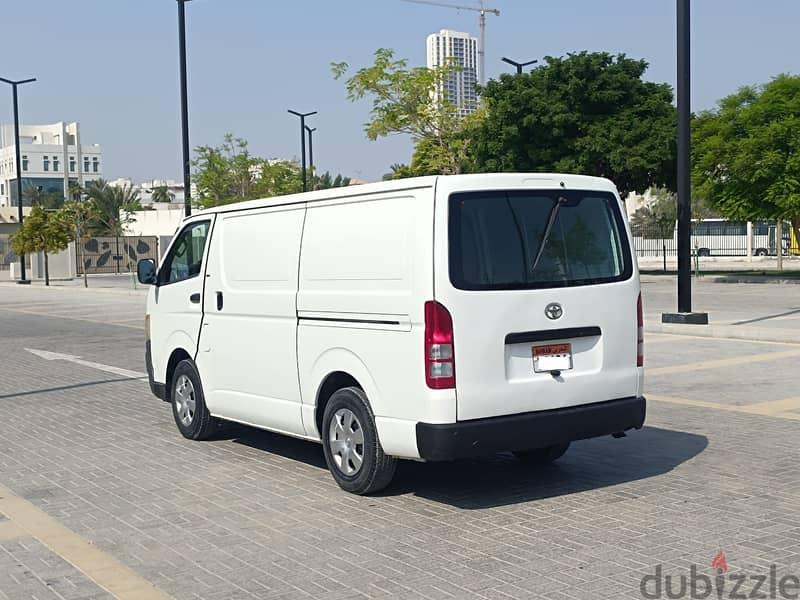 Toyota Hiace 2007 cargo 2