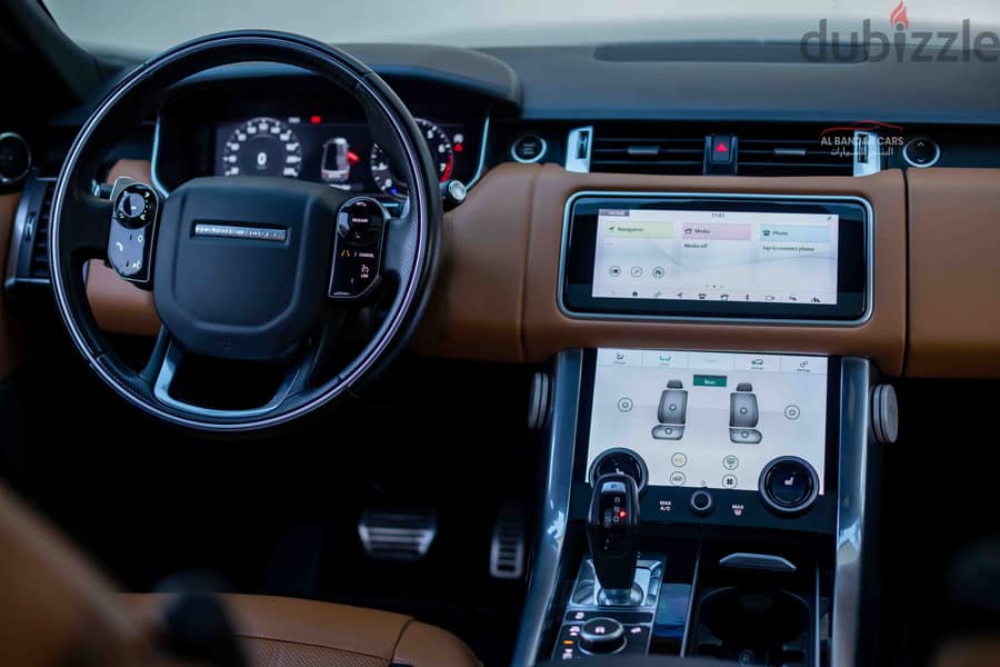 Range Rover Sport HSE 2018 Black | Panoramic Roof | Single Owner BH 12