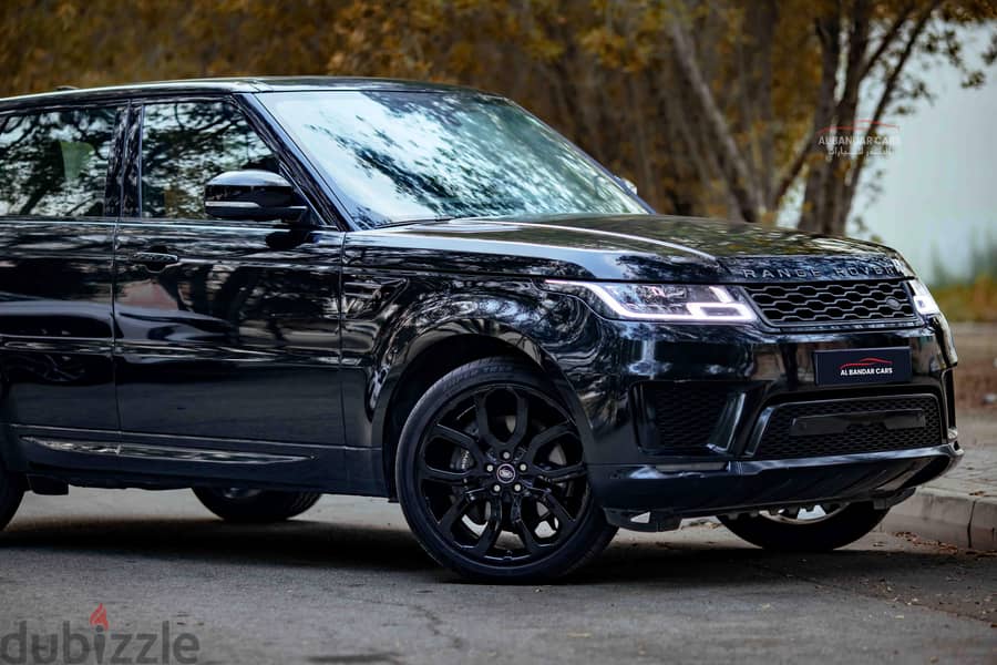 Range Rover Sport HSE 2018 Black | Panoramic Roof | Single Owner BH 17