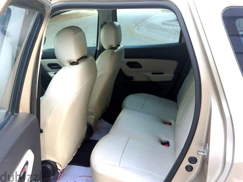Renault Duster 2.0 L 2019 Beige 4x4 Wheel Drive Single User Agent Main 6